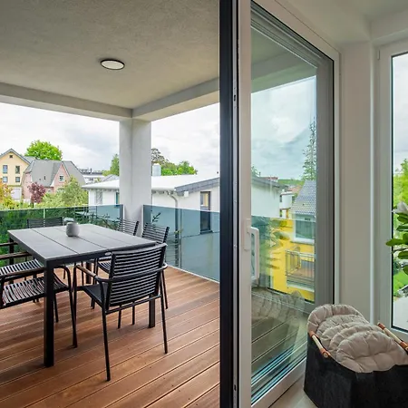 Stella Maris - Poseidon 136qm Kamin Sauna Balkon E-ladesaeule 아파트 Sellin (Rugen)